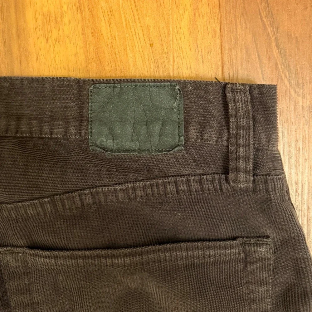 GAP 1969 brown